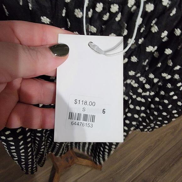 Lucy Paris Sydney Embroidered Long Sleeve Dress Size small NWT - Picture 4 of 6